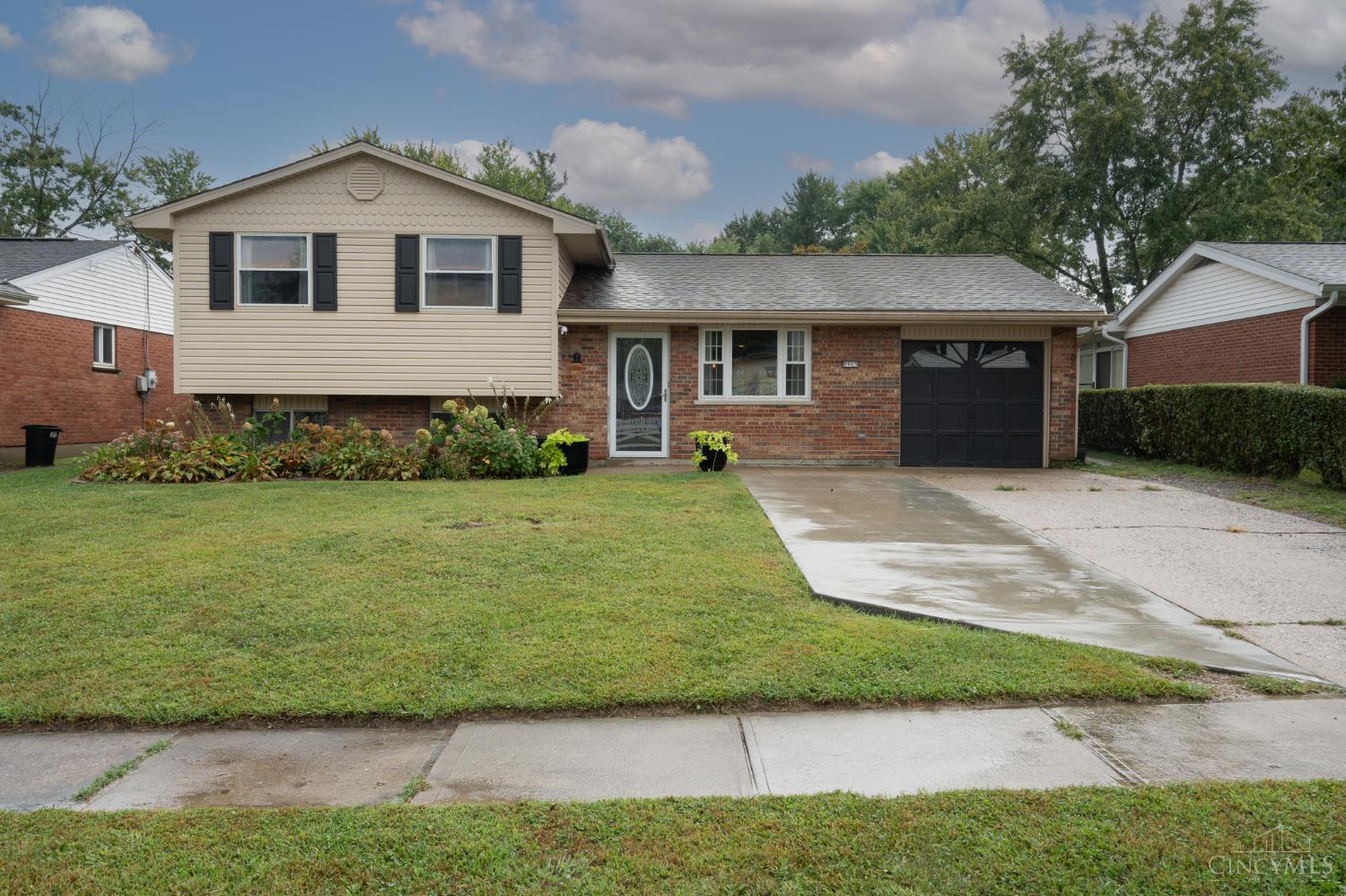 8965 Zoellner Road, Colerain Twp, OH, 45251 — photo 2