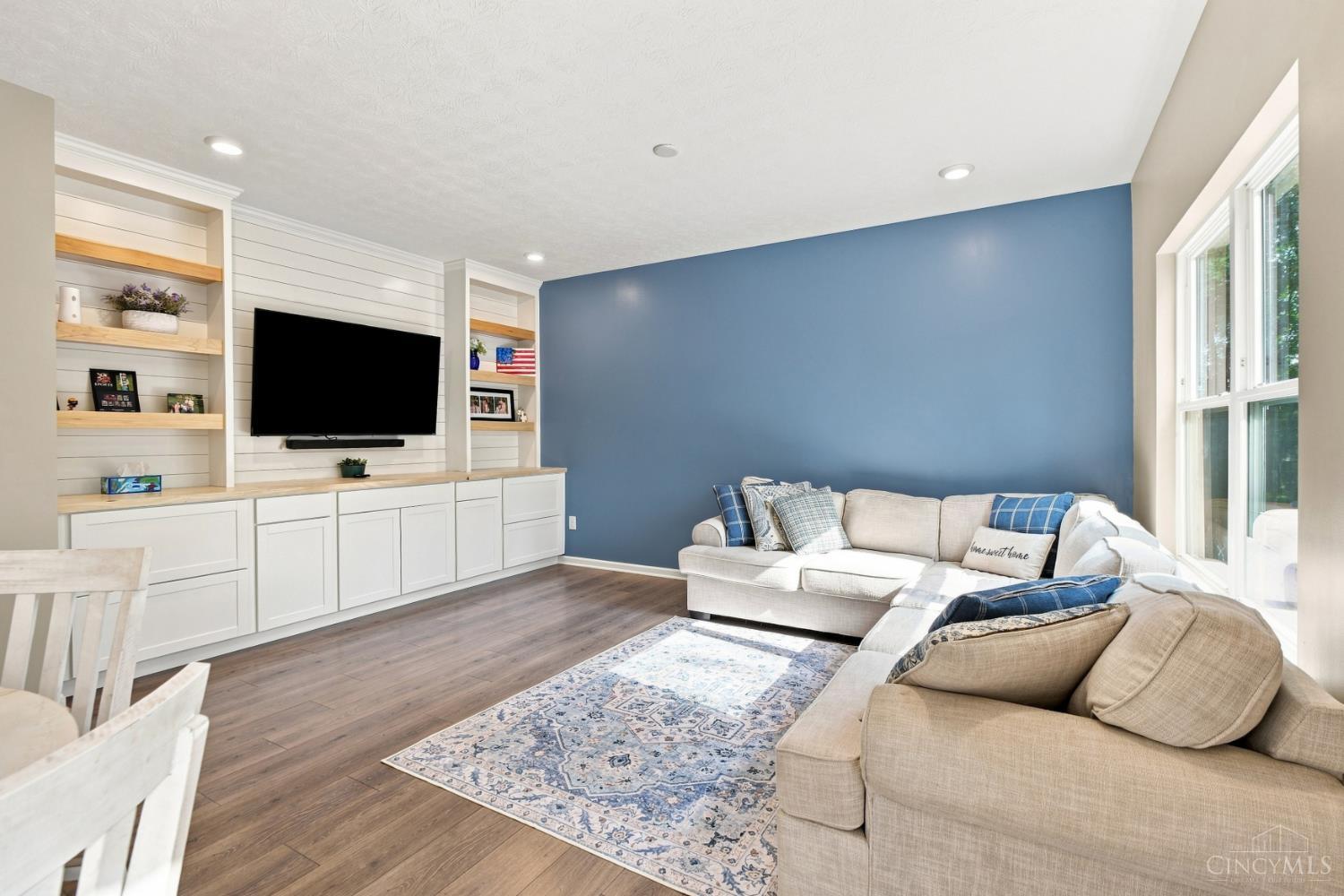 Photo 4 of Single family home for sale at 60 Snapdragon Dr, Pierce Twp, OH 45102 | MLS# 1892550 | Listing updated on 2026-09-17