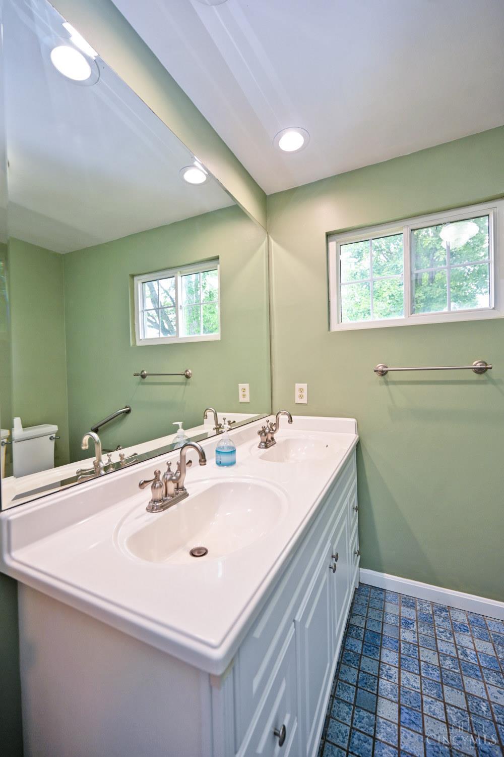 7892 Kimbee Drive, Anderson Twp, OH, 45244 — photo 43