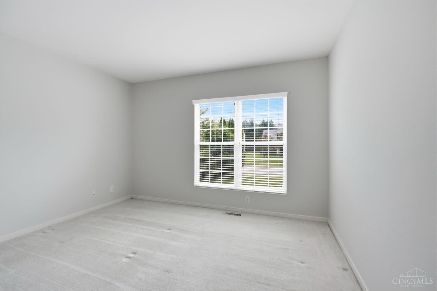 10187 Meadowknoll Drive, Symmes Twp, OH, 45140 — photo 38