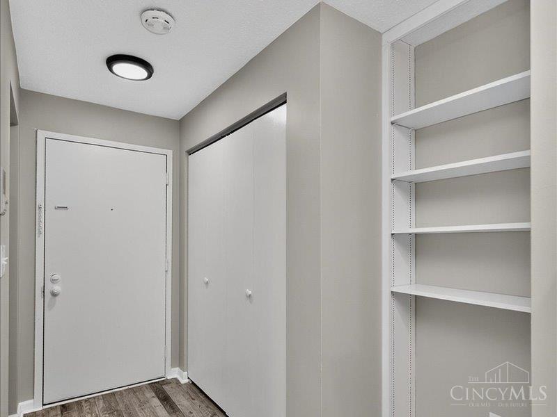 Listing Photo 4 - Condo for sale in building located at 3635 Kohn Dr, Fairfield, OH 45014 - Unit #4202