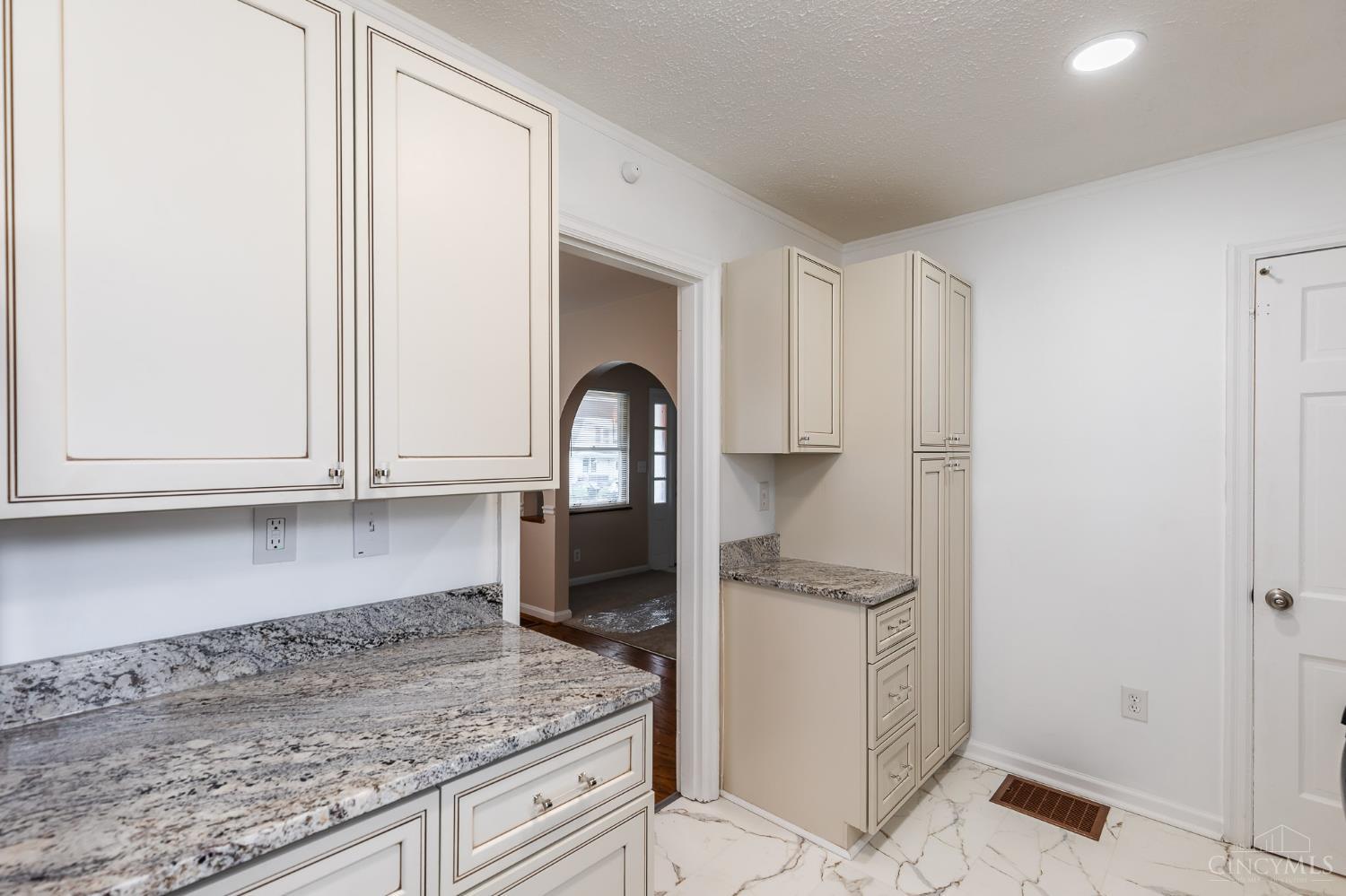 3168 Queen City Avenue, Cincinnati, OH, 45238 — photo 10