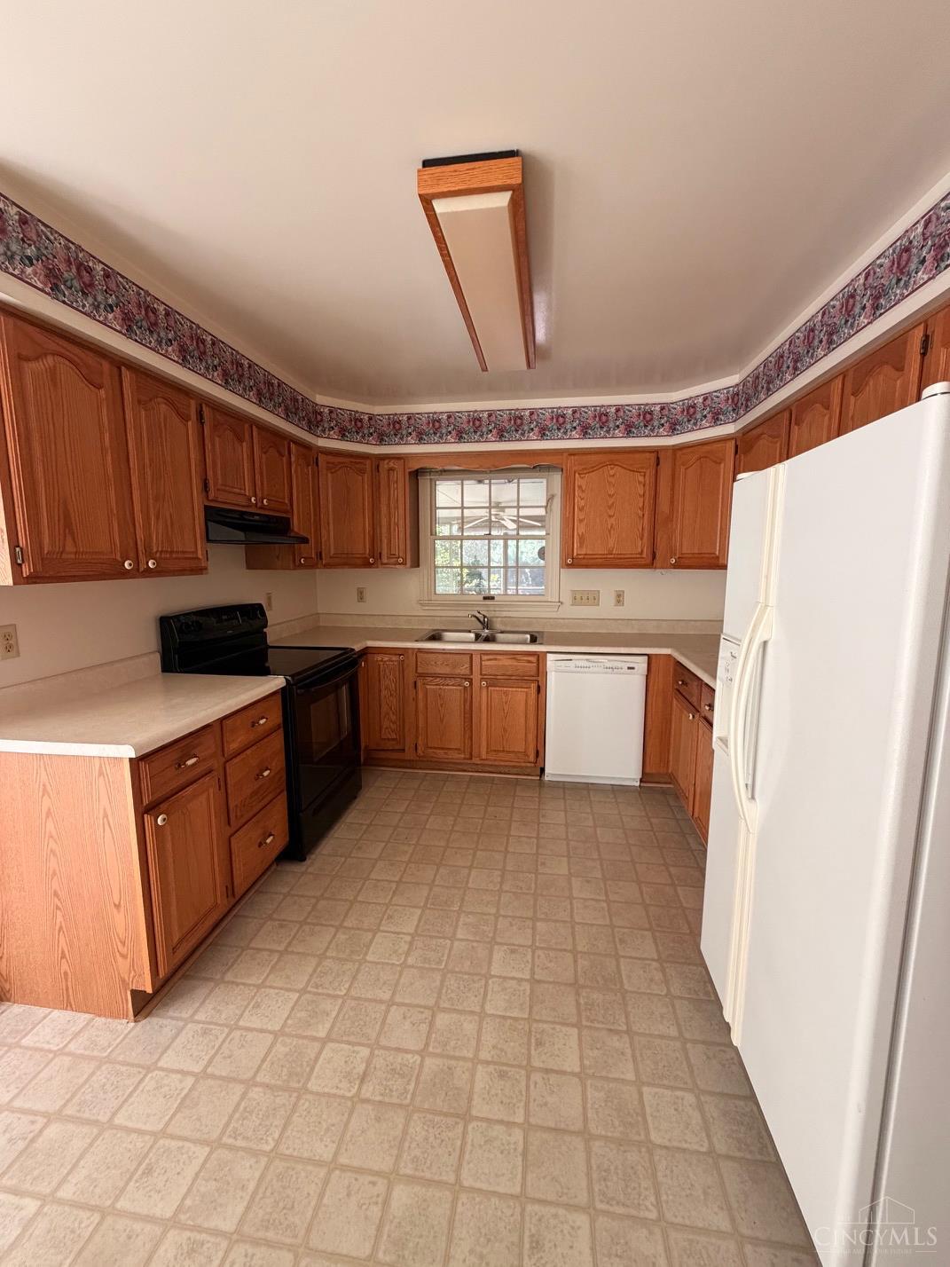 Photo 2 of Sale Pending at 6195 Fairfield Rd #17, Oxford, OH 45056 | MLS# 1893754 | Listing updated on 2026-09-17
