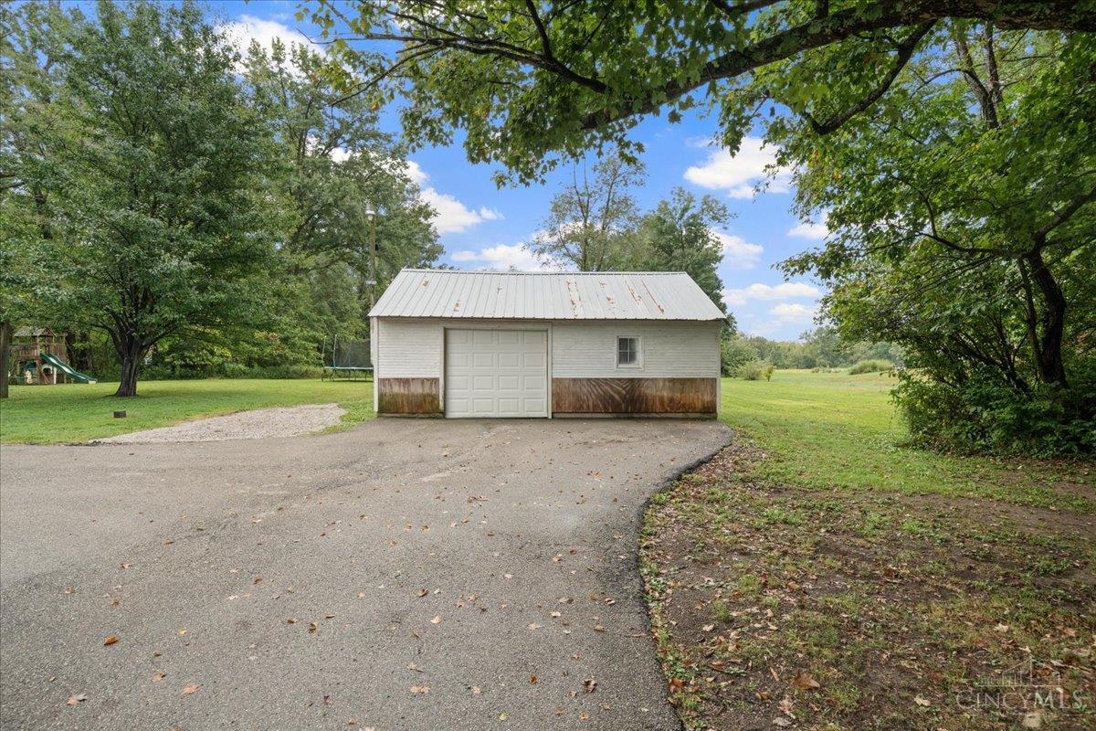 Photo 3 of Single family home for sale at 2571 Williamsburg Bantam Rd, Tate Twp, OH 45106 | MLS# 1893743 | Listing updated on 2026-09-14
