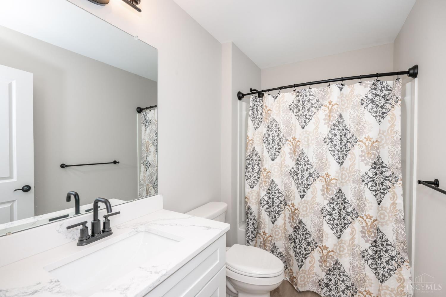 1319 Peregrine Way, Hamilton, OH, 45013 — photo 32