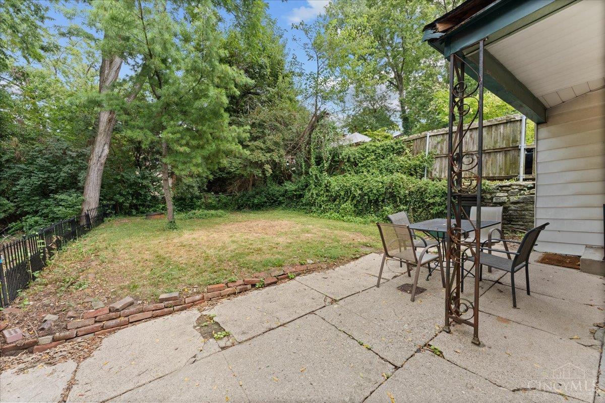620 Riddle Road, Cincinnati, OH, 45220 — photo 38