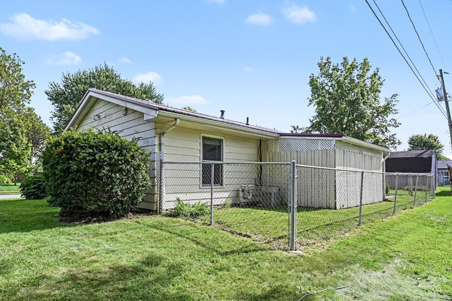 Photo 11 of Single family home for sale at 1035 Linhof, Wilmington, OH 45177 | MLS# 1893768 | Listing updated on 2026-09-15