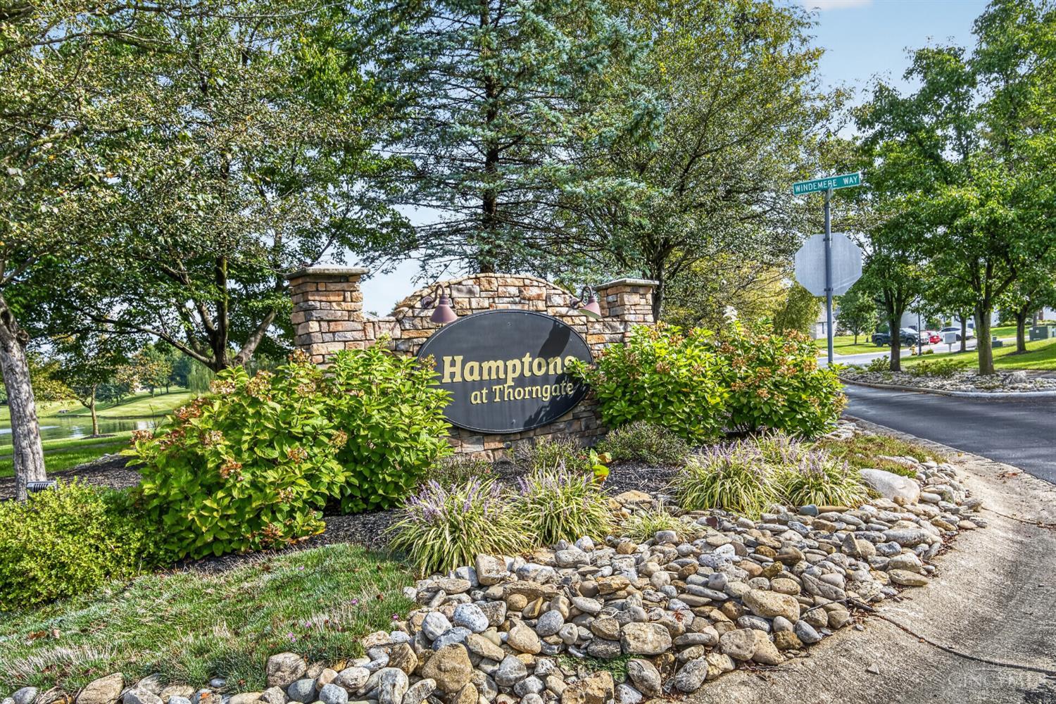 Listing Photo 2 - Condo for sale in building located at 3529 Thorngate Dr, Mason, OH 45040 - Unit #