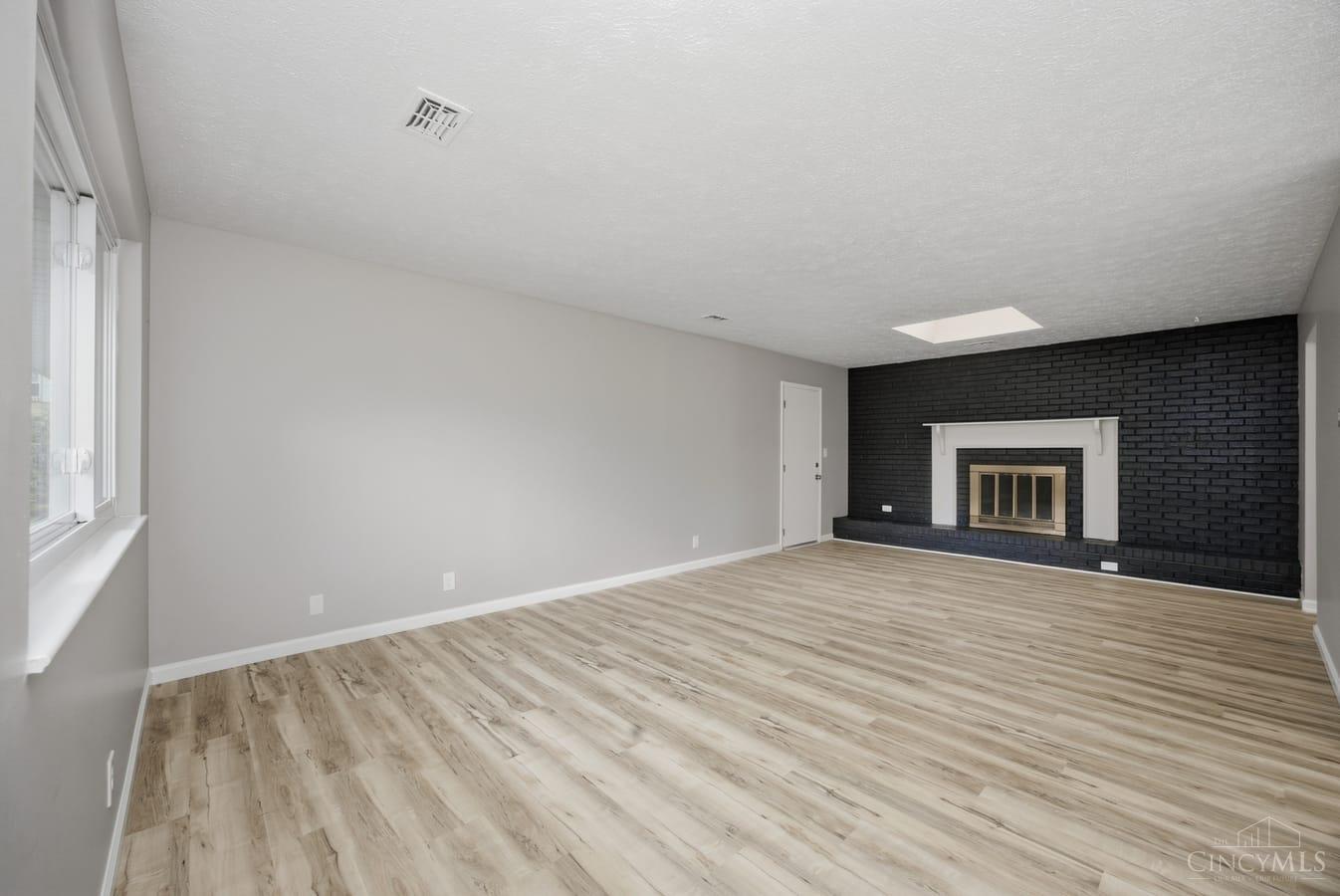 Photo 2 of Single family home for sale at 5480 Mississippi Dr, Fairfield, OH 45014 | MLS# 1893580 | Listing updated on 2026-09-14