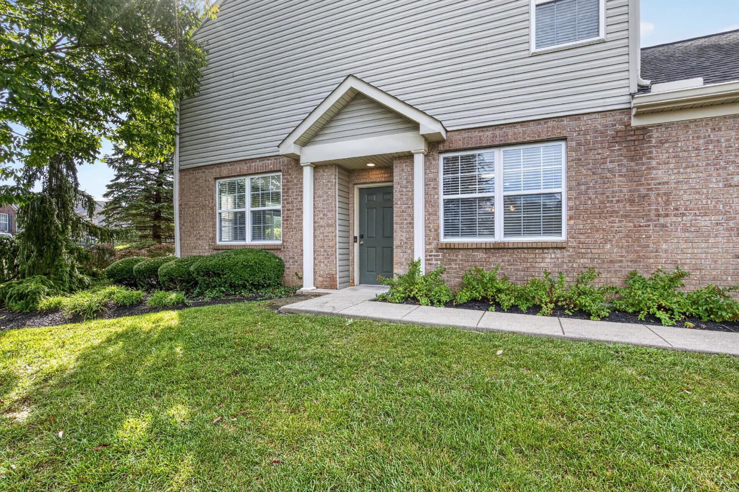 Photo 3 of Condo for sale at 3529 Thorngate Dr, Mason, OH 45040 | MLS# 1893769 | Listing updated on 2026-09-14