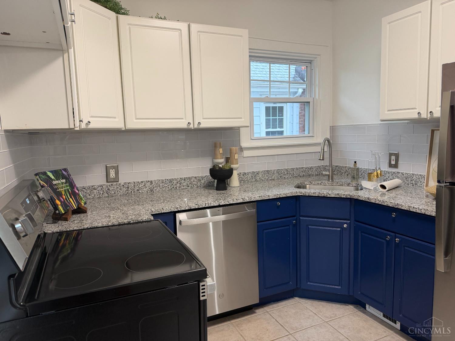 Photo 4 of Single family home for sale at 7008 Grace Ave, Columbia Twp, OH 45227 | MLS# 1891582 | Listing updated on 2026-09-14