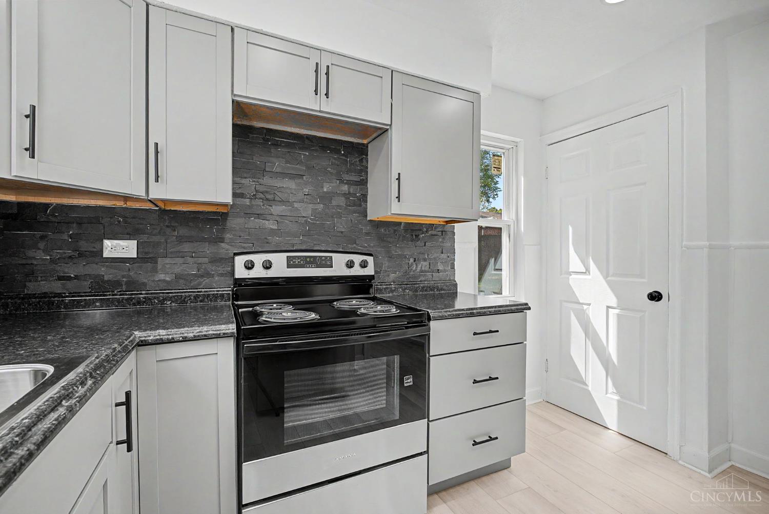 1127 Cedar Avenue, Cincinnati, OH, 45244 — photo 18