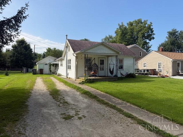 27 E Poplar Street