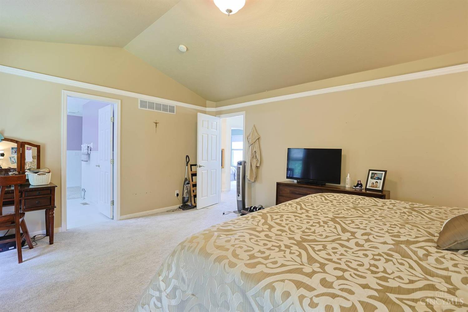 1147 Stableview Circle, Hamilton Twp, OH, 45039 — photo 21