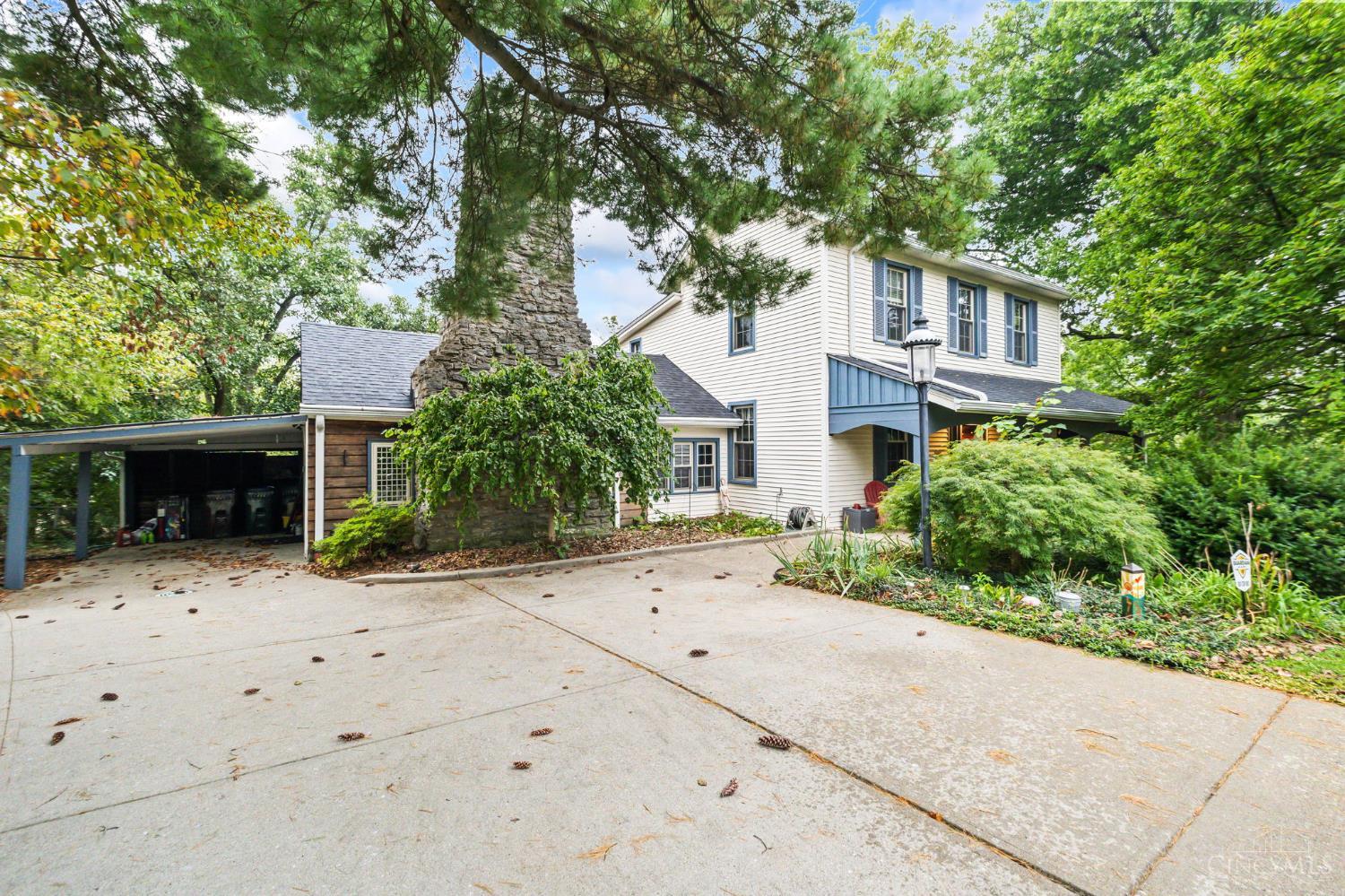 Photo 3 of Single family home for sale at 3093 Diehl Rd, Green Twp, OH 45211 | MLS# 1893869 | Listing updated on 2026-09-23