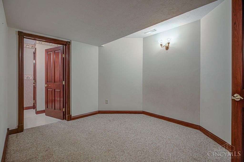 4962 Thomas Road, Wayne Twp, OH, 45067 — photo 22