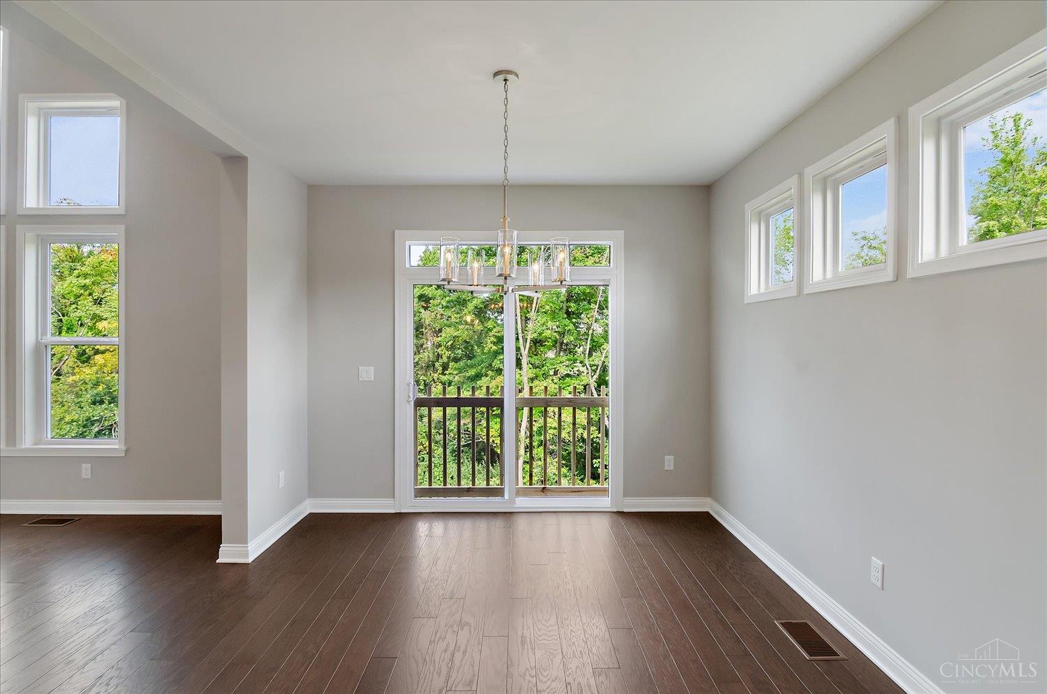 2460 Bent Grass Drive, Beavercreek, OH, 45431 — photo 13