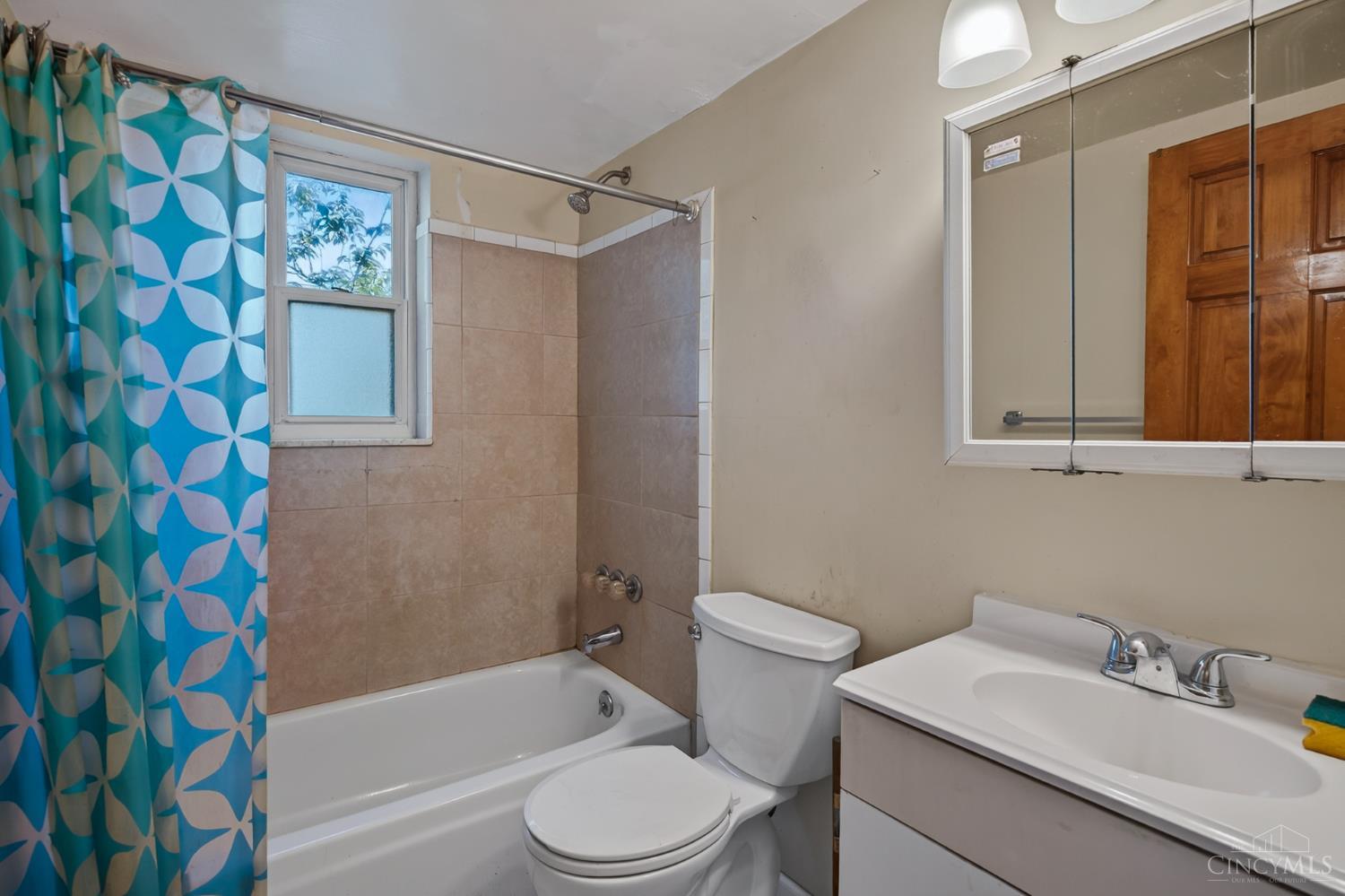 6496 Spruce Street, Elmwood Place, OH, 45216 — photo 23