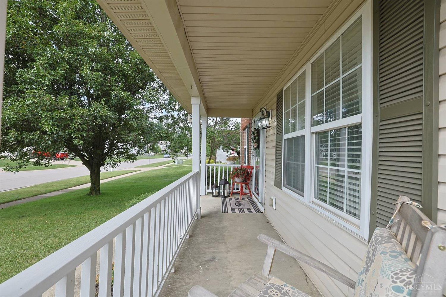 Photo 2 of Single family home for sale at 1147 Stableview Cir, Hamilton Twp, OH 45039 | MLS# 1893704 | Listing updated on 2026-09-14