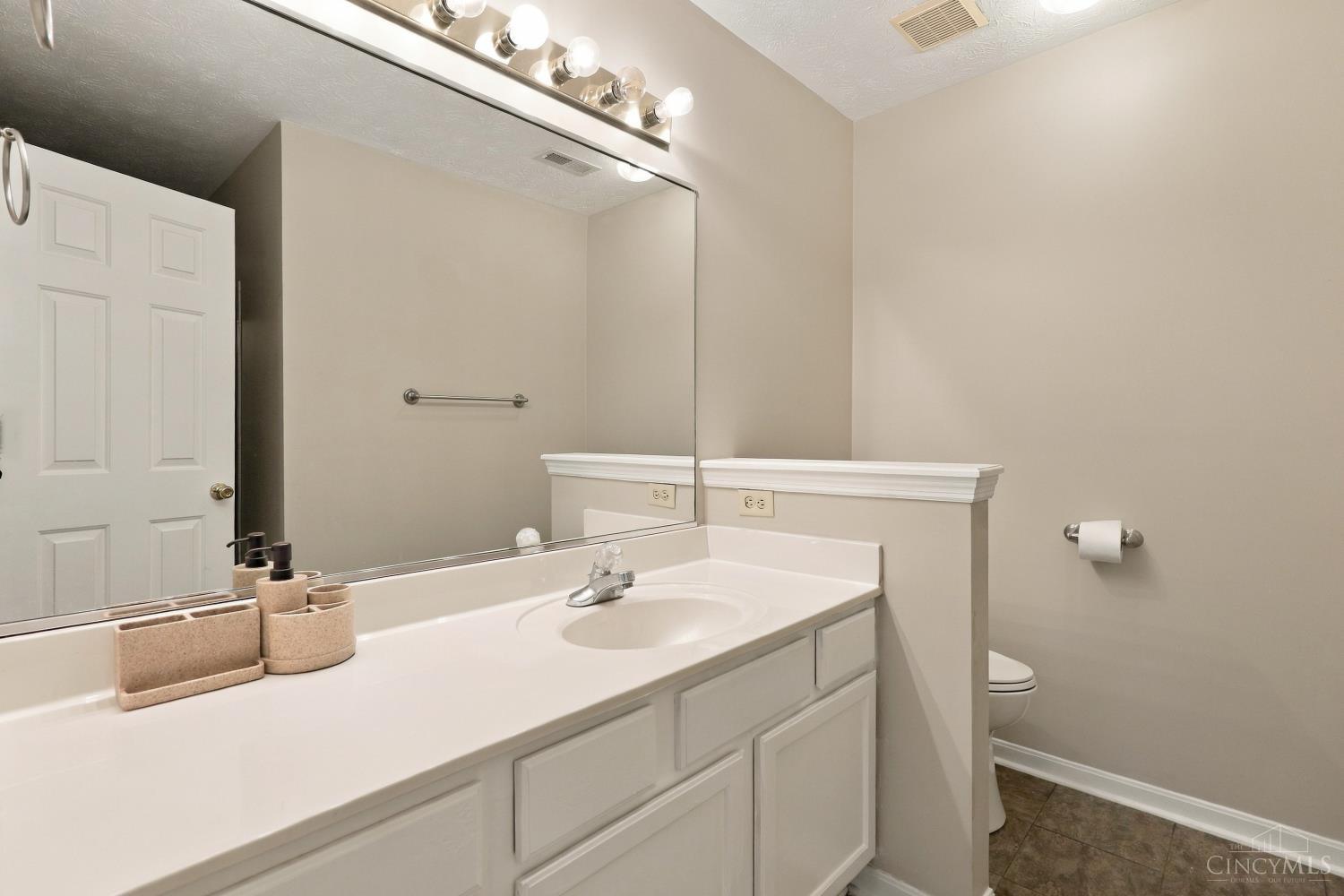 7576 Lake Pointe, Hamilton Twp, OH, 45039 — photo 20