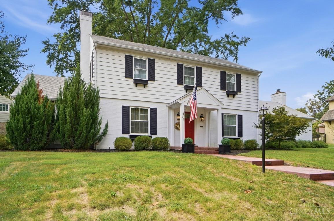 Photo 3 of Single family home for sale at 3837 Oak St, Mariemont, OH 45227 | MLS# 1893554 | Listing updated on 2026-09-15