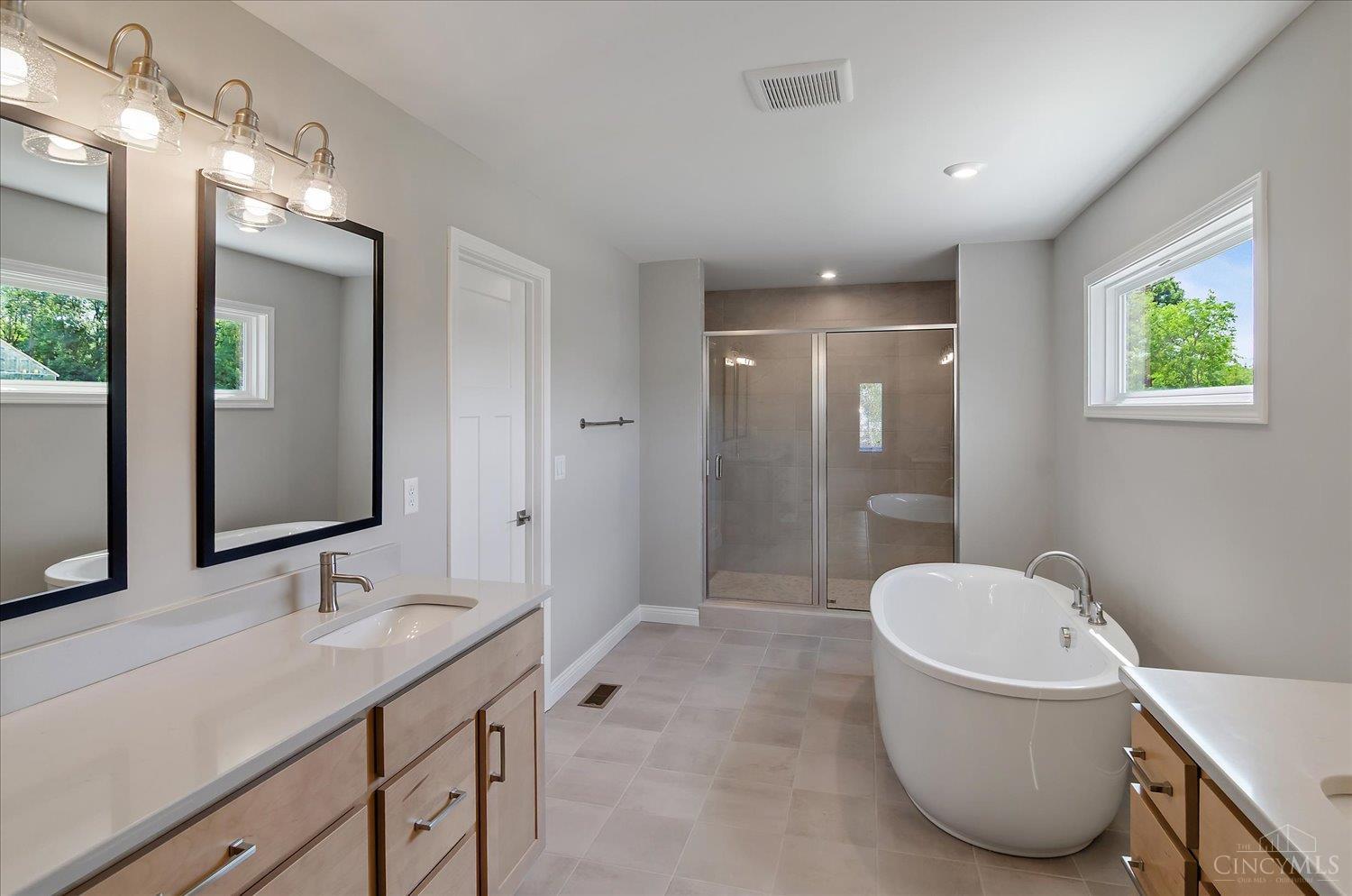 2460 Bent Grass Drive, Beavercreek, OH, 45431 — photo 18