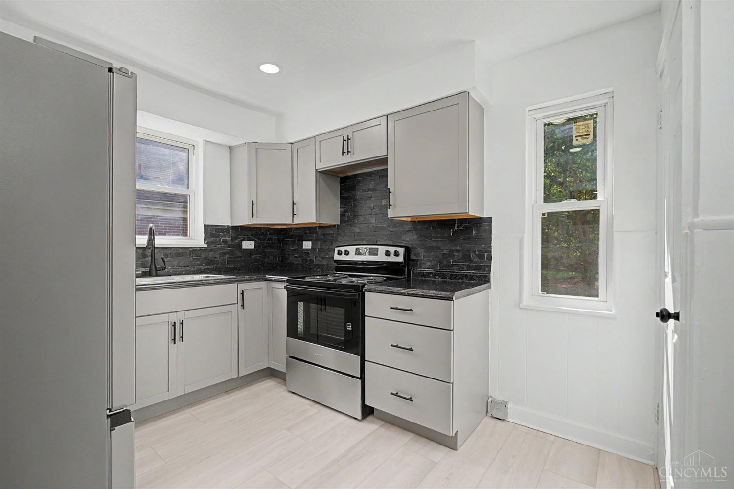 1127 Cedar Avenue, Cincinnati, OH, 45244 — photo 15