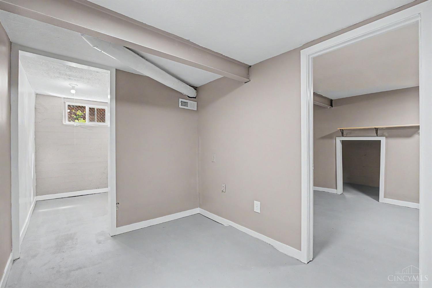 1127 Cedar Avenue, Cincinnati, OH, 45244 — photo 30