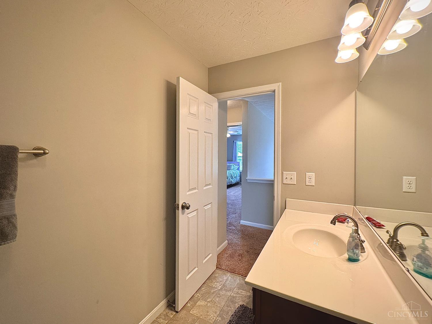 1021 Golden Oak Drive, Hamilton, OH, 45013 — photo 52
