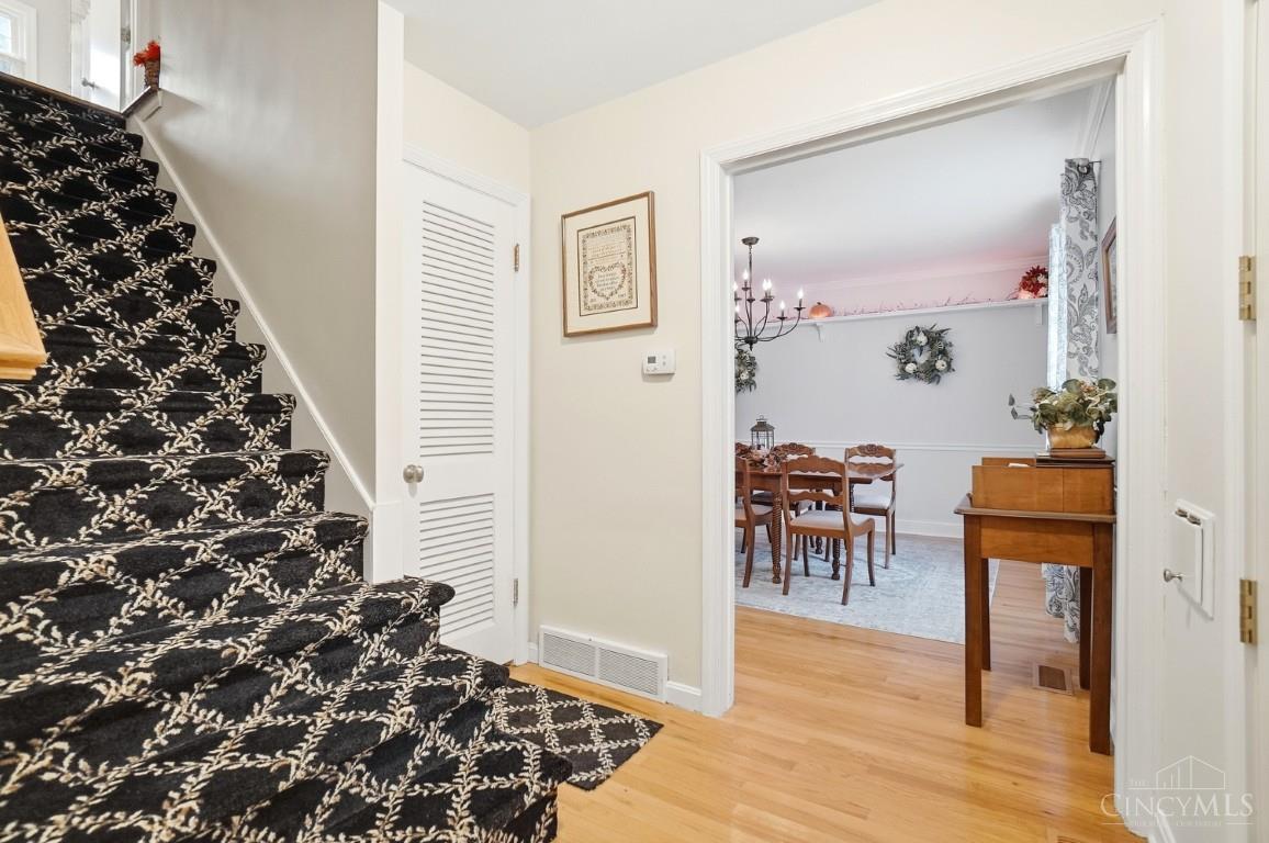 Photo 4 of Single family home for sale at 3837 Oak St, Mariemont, OH 45227 | MLS# 1893554 | Listing updated on 2026-09-15