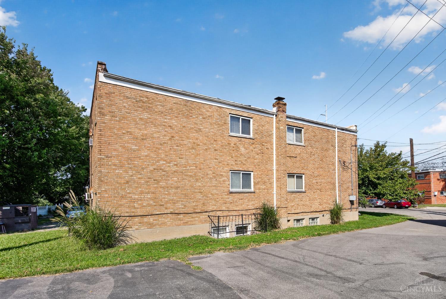 6496 Spruce Street, Elmwood Place, OH, 45216 — photo 6