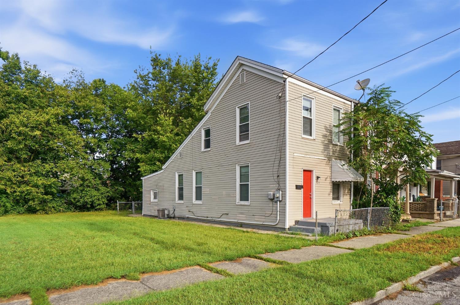 Photo 2 of Single family home for sale at 427 South 7th, Hamilton, OH 45011 | MLS# 1893585 | Listing updated on 2026-09-14