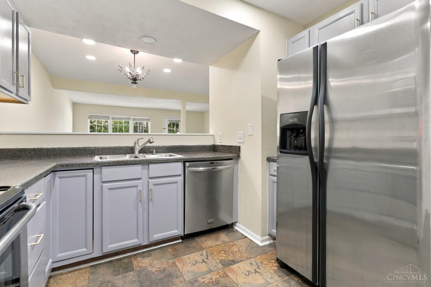 7576 Lake Pointe, Hamilton Twp, OH, 45039 — photo 9