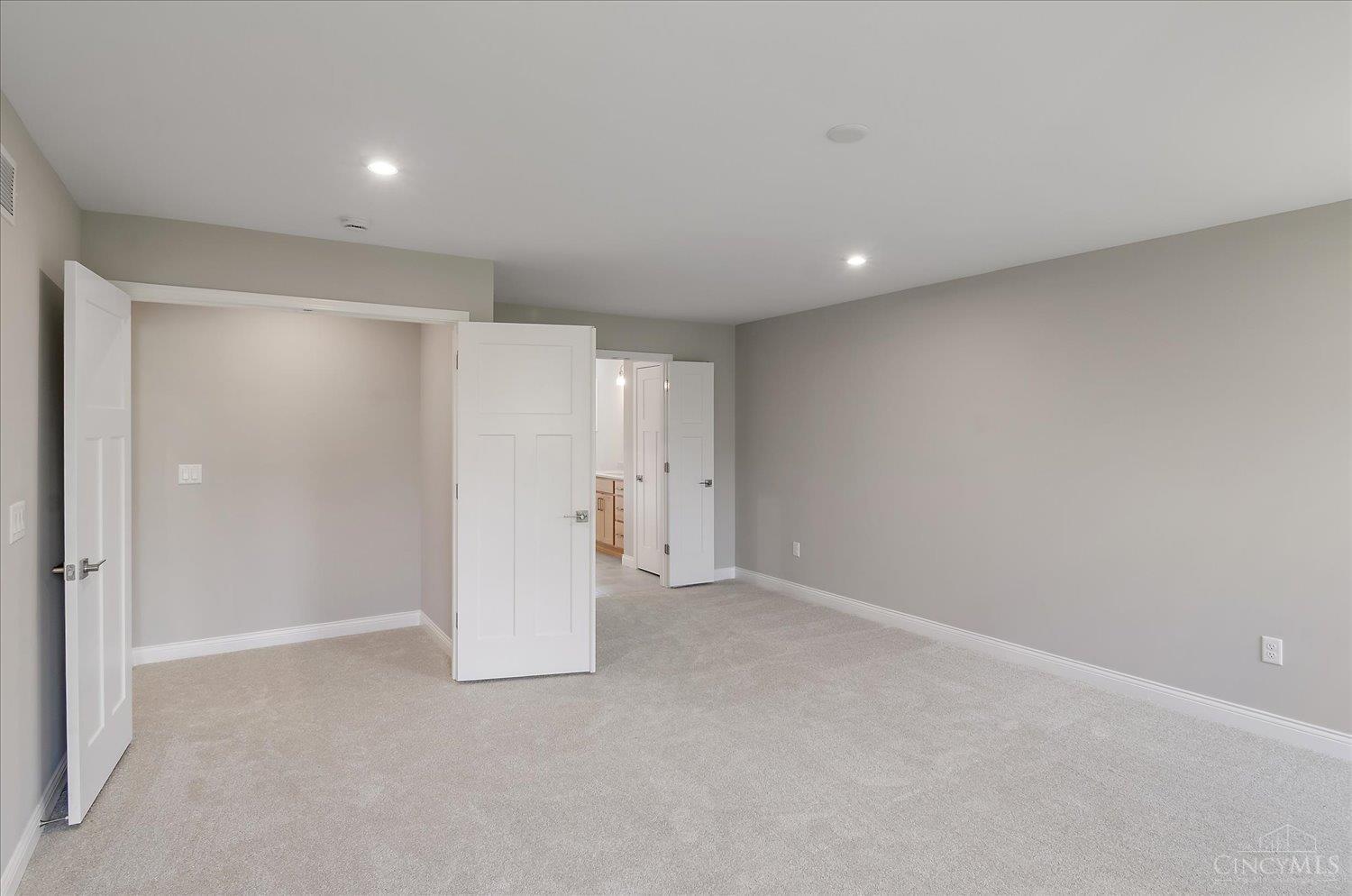 2460 Bent Grass Drive, Beavercreek, OH, 45431 — photo 15
