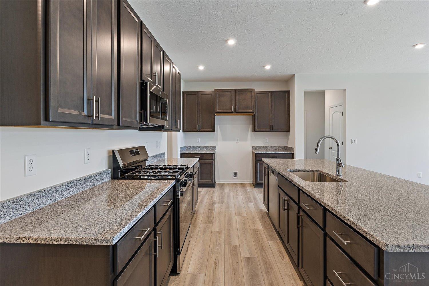 5967 Shooting Star Street, Tipp City, OH, 45371 — photo 4