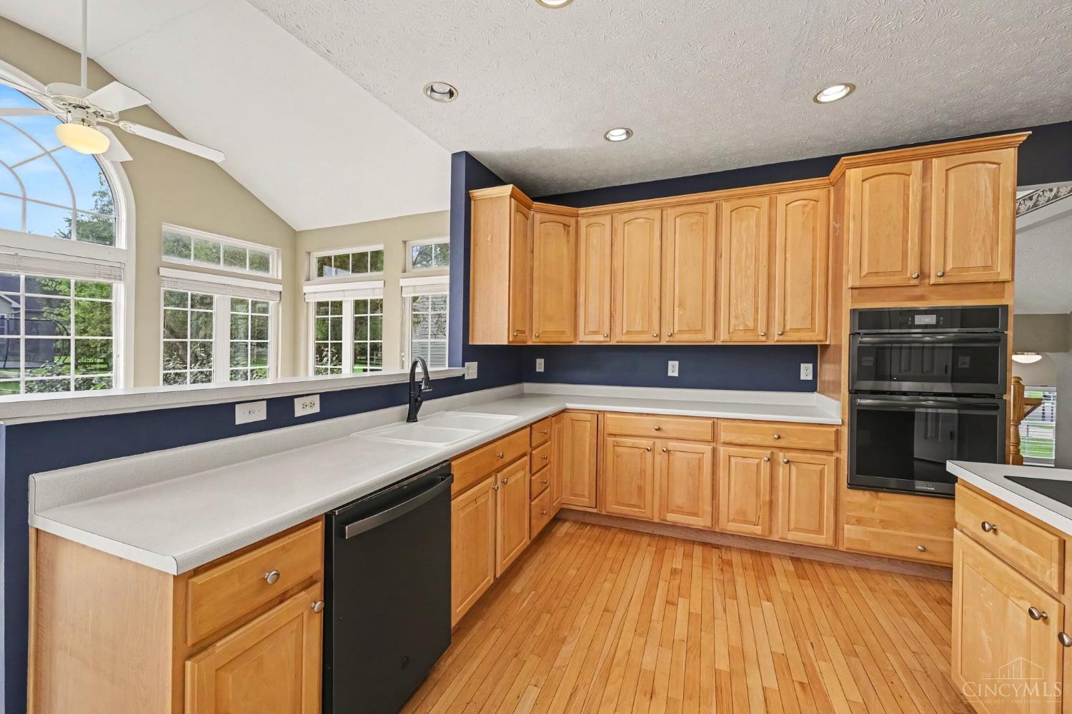 1301 Harvest Run Drive, Lebanon, OH, 45036 — photo 17
