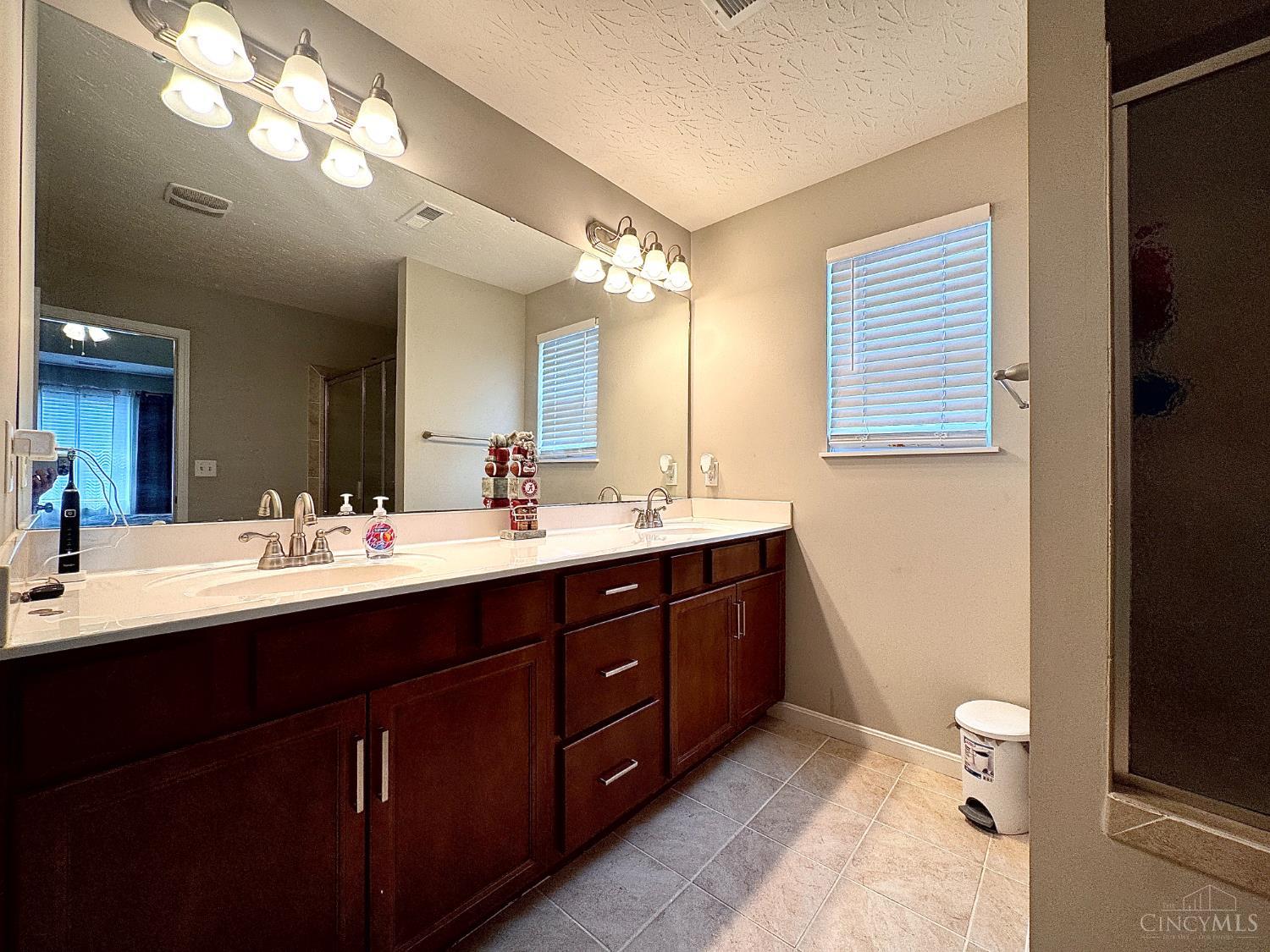 1021 Golden Oak Drive, Hamilton, OH, 45013 — photo 40