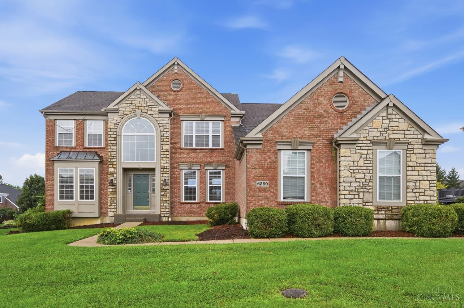 Photo 2 of Single family home for sale at 6269 Hedgerow Dr, West Chester, OH 45069 | MLS# 1893847 | Listing updated on 2026-09-15