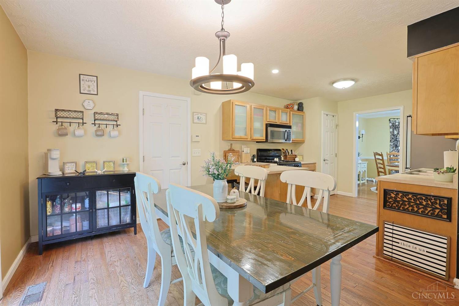 1147 Stableview Circle, Hamilton Twp, OH, 45039 — photo 14