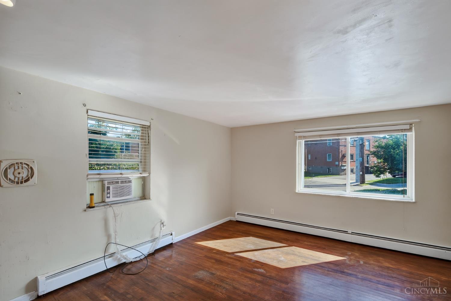 6496 Spruce Street, Elmwood Place, OH, 45216 — photo 16