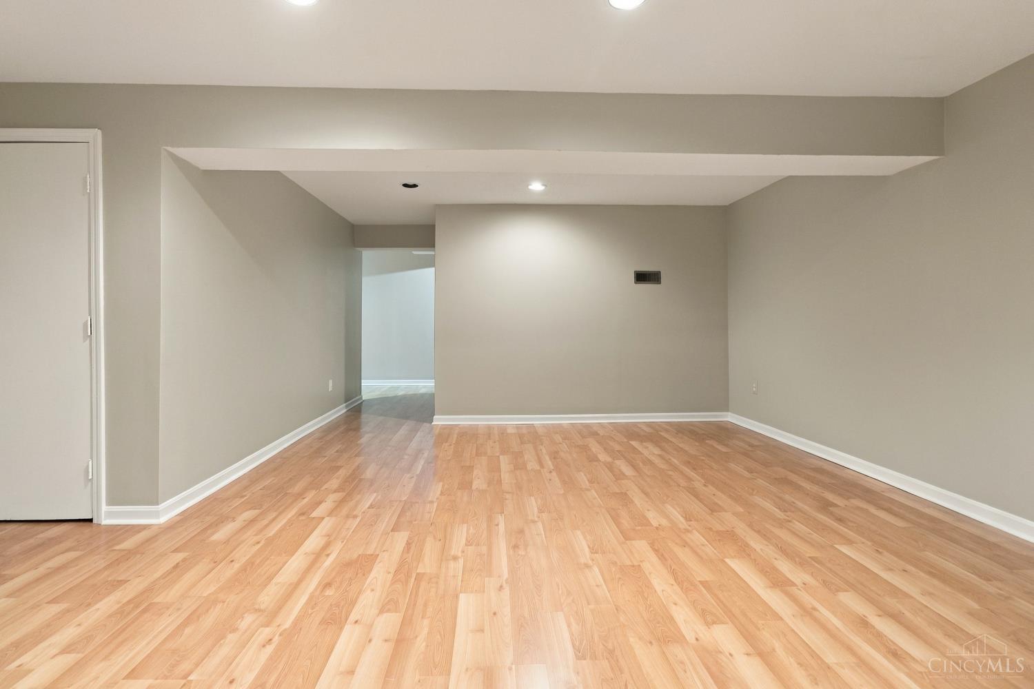 7576 Lake Pointe, Hamilton Twp, OH, 45039 — photo 30