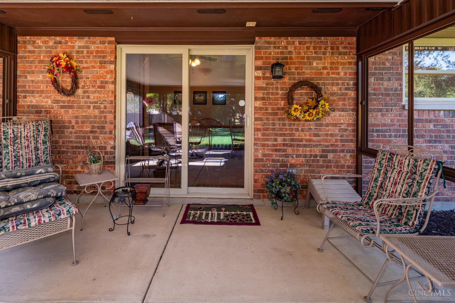 8972 Deep Forest Lane, Washington Twp, OH, 45458 — photo 11