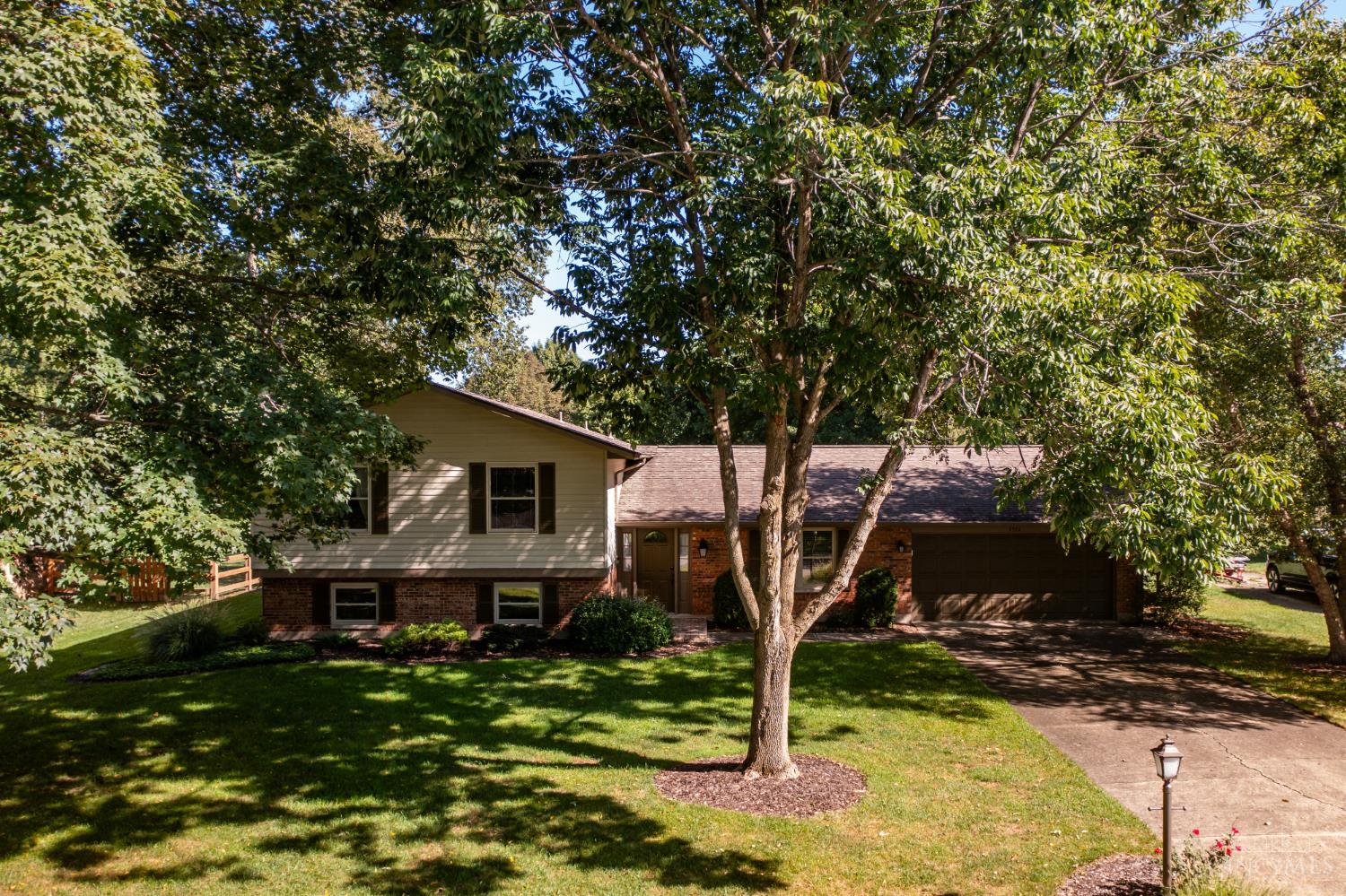 Photo 2 of Single family home for sale at 8972 Deep Forest Ln, Washington Twp, OH 45458 | MLS# 1893812 | Listing updated on 2026-09-14