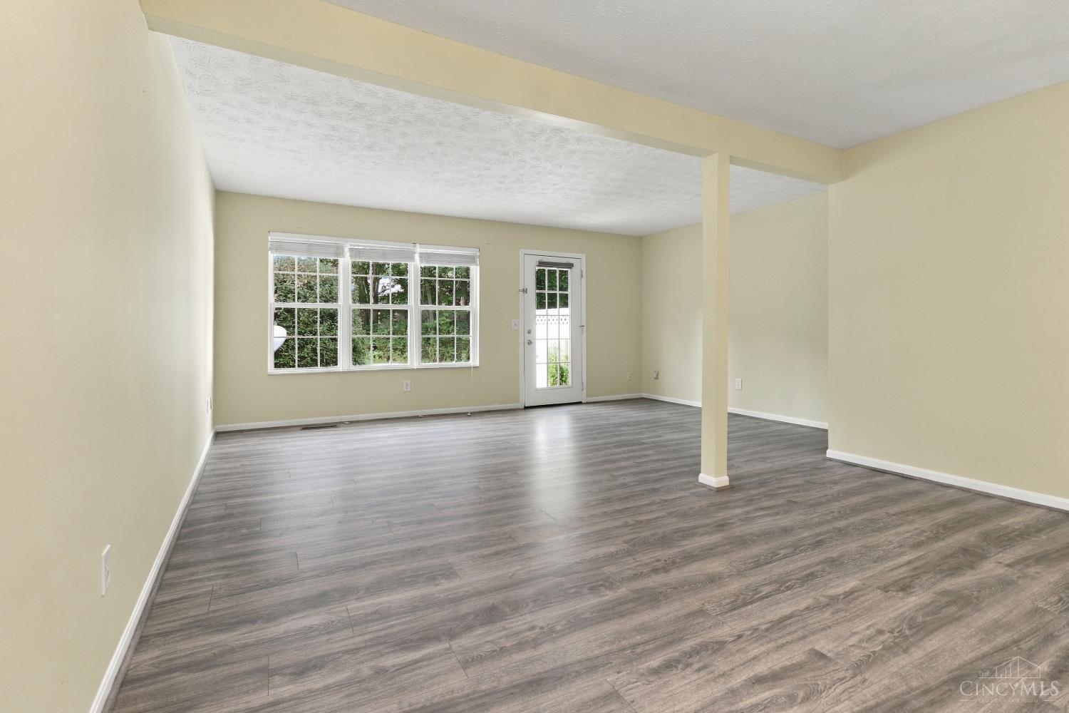 7576 Lake Pointe, Hamilton Twp, OH, 45039 — photo 11