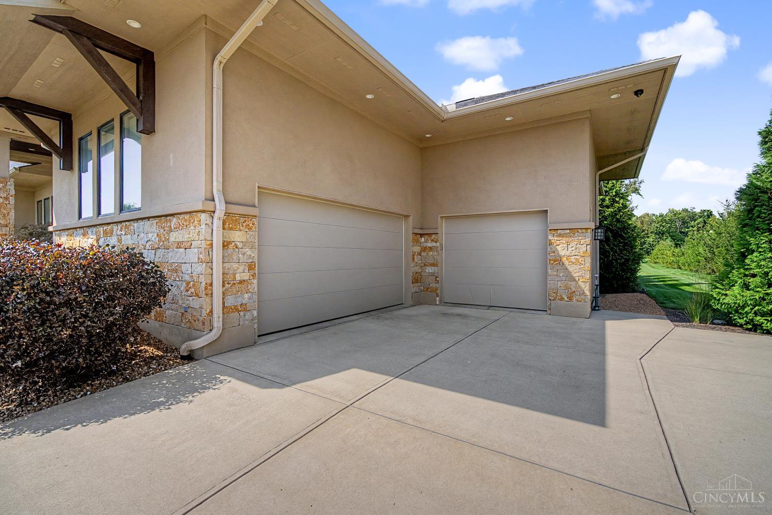 Photo 4 of Single family home for sale at 8303 Turning Leaf, Clearcreek Twp., OH 45066 | MLS# 1893849 | Listing updated on 2026-09-15
