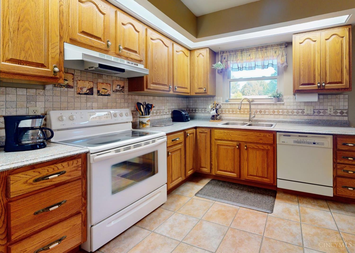 8972 Deep Forest Lane, Washington Twp, OH, 45458 — photo 8