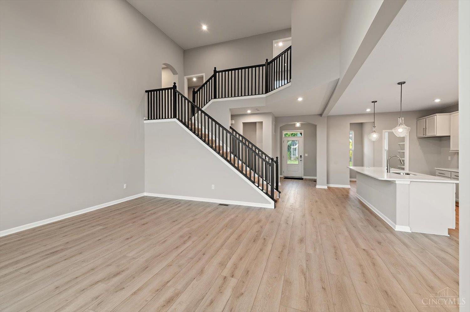 2587 Golden Leaf Drive, Beavercreek, OH, 45431 — photo 12