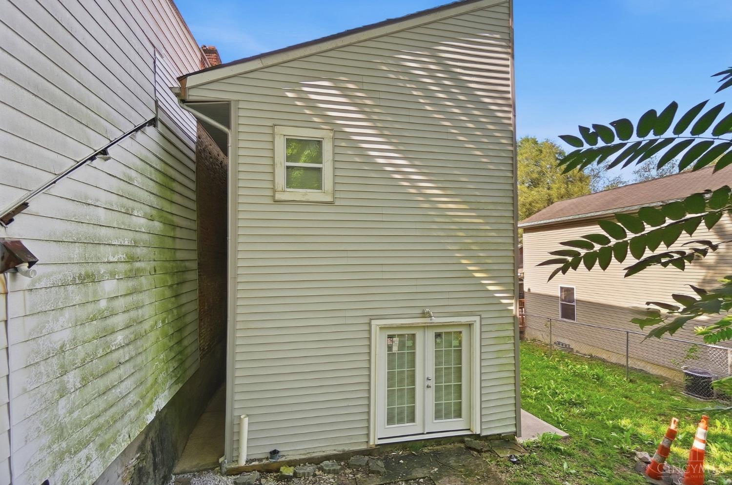 120 Winkler Street, Cincinnati, OH, 45219 — photo 27