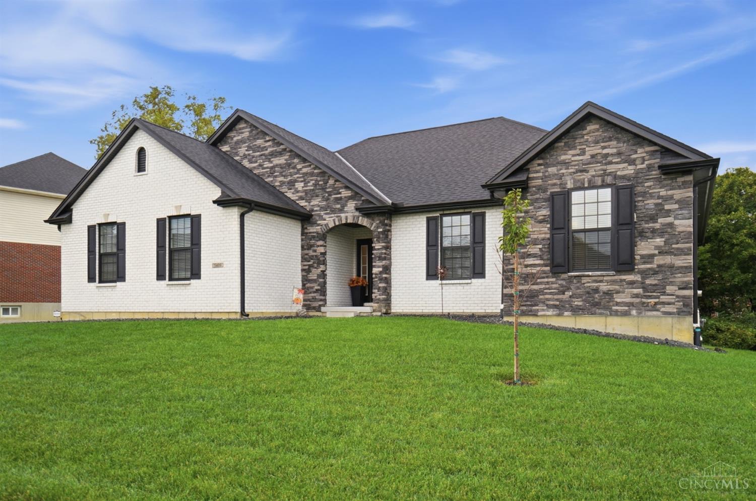 Photo 3 of Single family home for sale at 5409 Rentschler Ests Dr, Fairfield Twp, OH 45011 | MLS# 1893441 | Listing updated on 2026-09-22