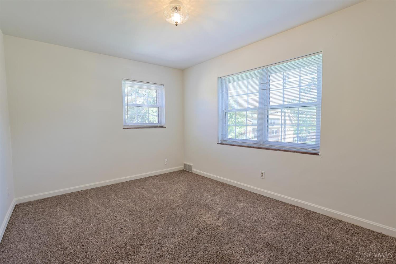 5631 Colerain Avenue, Cincinnati, OH, 45239 — photo 21